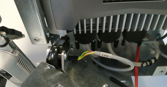 The on-board controller is the embedded and “ruggedized” EC70A-SU from DFI which features an Intel processor and a Ubuntu 16.04 file system.