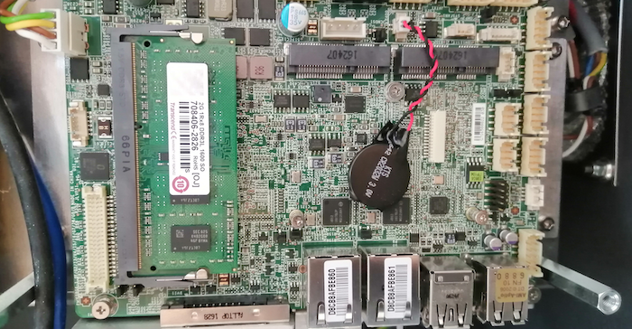 The main computer of the controller with a 2G DDR3L RAM module. Ethernet NICs are connected to controllers from Intel.